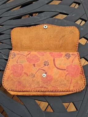 Hand-Tooled Floral Clutch Leather Wallet